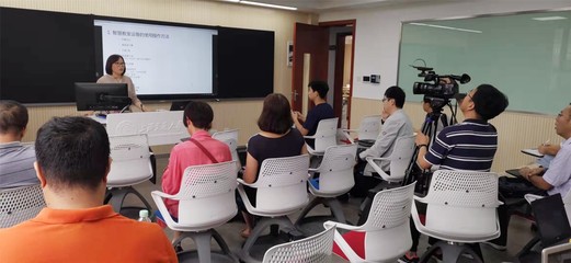 教育技术中心 以信息技术服务教学，构建高效教育信息服务体系